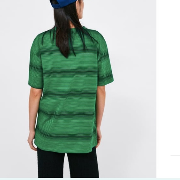 NWT Zara Graphic T Shirt Green Striped Size Small - Picture 2 of 6